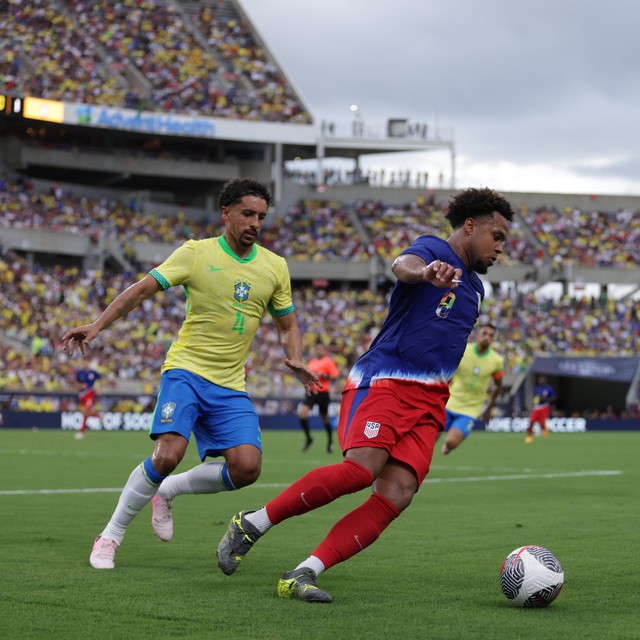 Khó tin: Ronaldinho xin vé xem đội tuyển Brazil nhưng vẫn tuyên bố tẩy chay… Copa America- Ảnh 1.