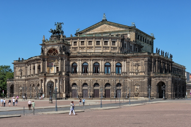Các nhà hát nổi tiếng tại Đức, điểm đến hấp dẫn với người yêu nghệ thuật- Ảnh 5.