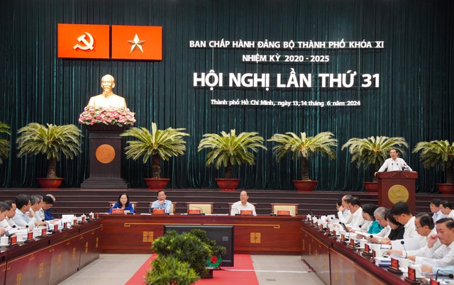Bí thư Nguyễn Văn Nên: Quy hoạch TP.HCM chậm nhưng bài bản- Ảnh 2.