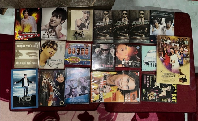 Chàng trai có bộ sưu tập hơn 300 CD, DVD của thần tượng thế hệ 8X- Ảnh 4.