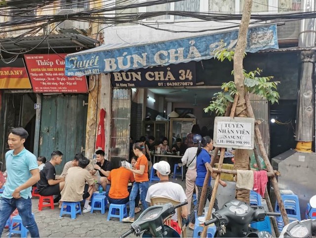 Các quán bún chả nổi tiếng tại thủ đô Hà Nội- Ảnh 1.