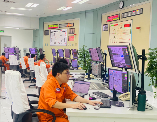Nhiệt điện Duyên Hải triển khai các giải pháp cung ứng điện mùa khô năm 2024- Ảnh 1.