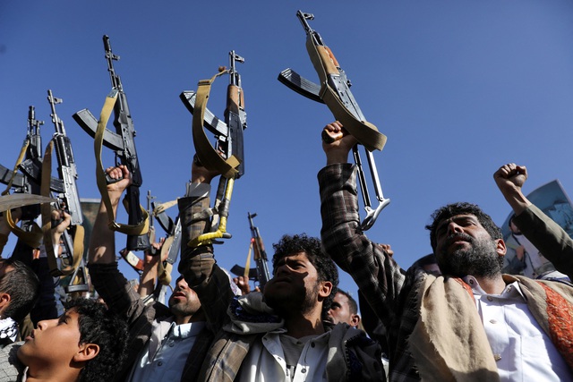 Quân đội Mỹ trả đũa dồn dập sau đợt tấn công mới của Houthi- Ảnh 1.
