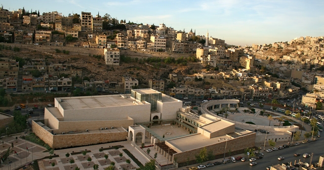 Địa điểm du lịch ấn tượng tại Amman, thủ đô của Jordan- Ảnh 1.