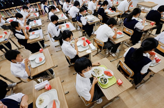 Nhật Bản: Tranh cãi việc học sinh tự đưa ra nội quy lớp - Ảnh 1.