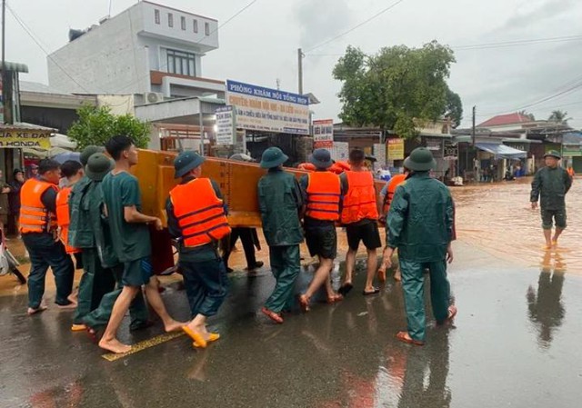 Bình Phước: Khu vực suối Đăk Woa bao giờ mới hết lo 'cứ mưa to là ngập'- Ảnh 8.