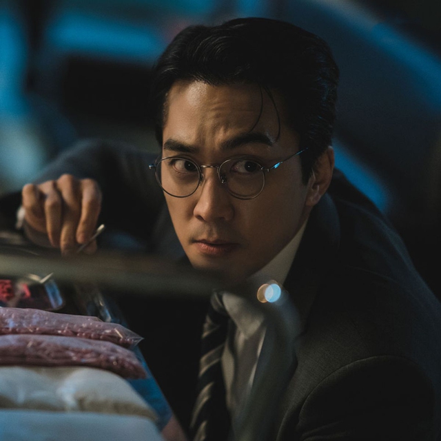 Phim của Song Seung Hun lép vế khi đối đầu 'Connection' của Ji Sung- Ảnh 4.