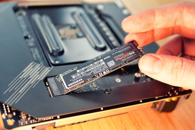 Những lý do nên lưu trữ trò chơi trên ổ SSD