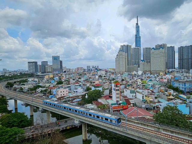 Metro là lời giải giao thông cho các thành phố giàu có- Ảnh 1.