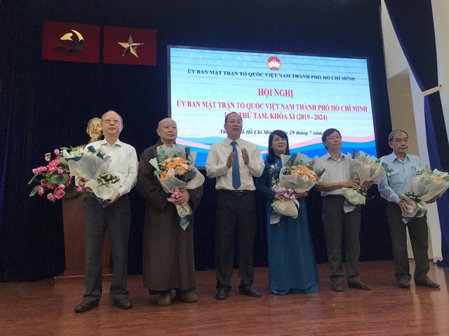 Bí thư Q.1 Trần Kim Yến giữ chức Chủ tịch Ủy ban MTTQ Việt Nam TP.HCM- Ảnh 1.