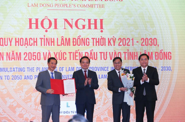 Phó thủ tướng: Yếu tố văn hóa có giá trị cốt lõi cho sự phát triển của Lâm Đồng- Ảnh 1.