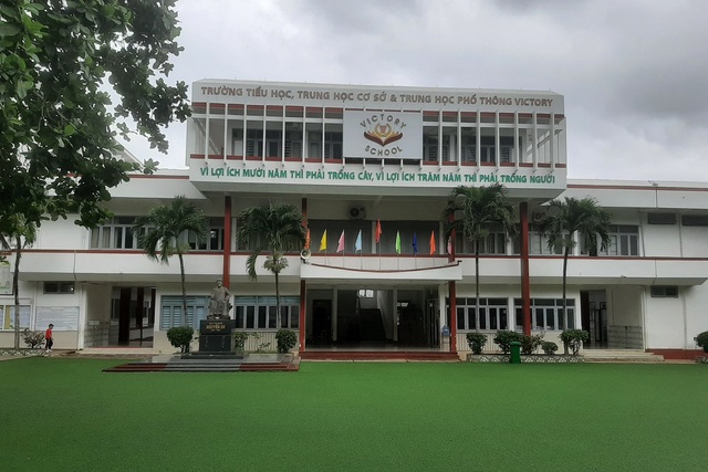 Sở GD-ĐT đề nghị tạo điều kiện cho học sinh chậm nộp học phí được nhập học- Ảnh 1.