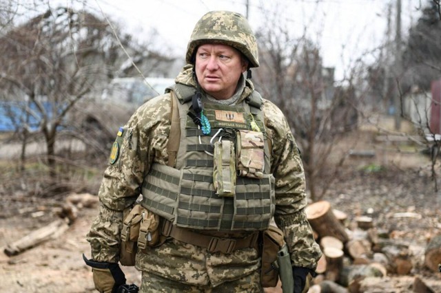 Tổng thống Ukraine thay tướng giữa lúc chiến sự khó khăn- Ảnh 1.