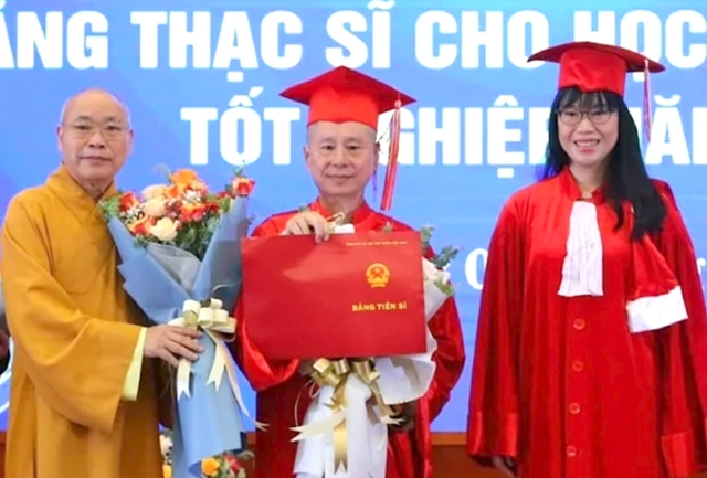 Trường ĐH Luật Hà Nội nói về bằng tiến sĩ của thượng tọa Thích Chân Quang- Ảnh 2.