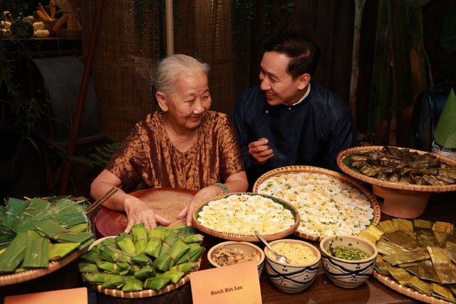 Bún giấm nuốc, bánh tế điều... những món ngon khó tìm của ẩm thực Huế- Ảnh 1.