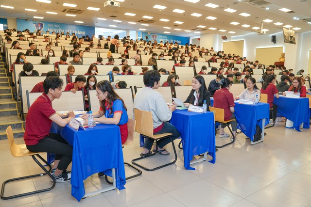 Trường ĐH Nguyễn Tất Thành: Đào tạo từ giảng đường đến doanh nghiệp- Ảnh 2.