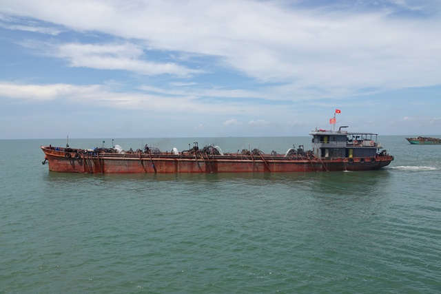 Chính thức khai thác mỏ cát biển cung cấp cho cao tốc Cần Thơ - Cà Mau- Ảnh 2.