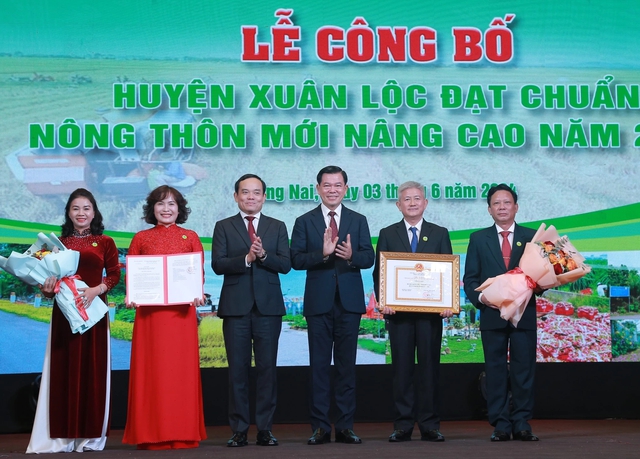 Đồng Nai: Xuân Lộc được công nhận huyện nông thôn mới nâng cao- Ảnh 1.