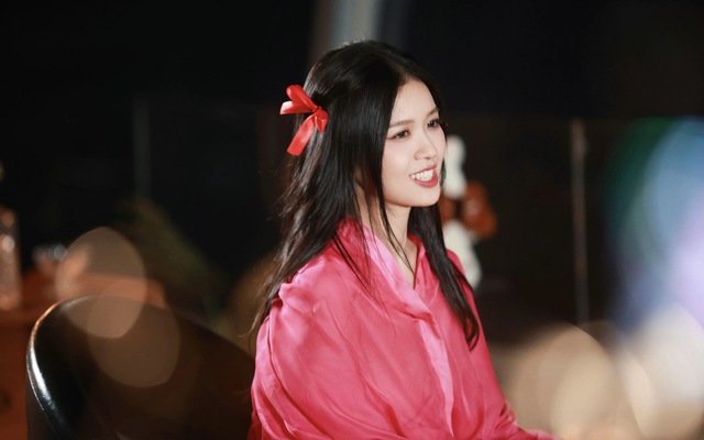 Suni Hạ Linh xuất hiện trong chương trình của 'bà trùm' showbiz xứ Trung- Ảnh 3.
