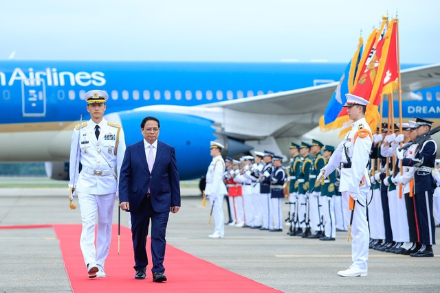 Lễ đón chính thức Thủ tướng Phạm Minh Chính và phu nhân tại Hàn Quốc- Ảnh 2.