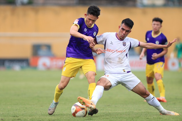 Các ngôi sao tỏa sáng, CLB Hà Nội hòa không tưởng Bình Dương, đứng tốp 3 V-League- Ảnh 1.