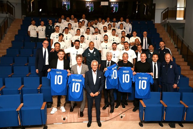 Thú vị: Baggio, Totti và những số 10 ‘cực phẩm’ khác cùng đội tuyển Ý đến EURO 2024- Ảnh 2.