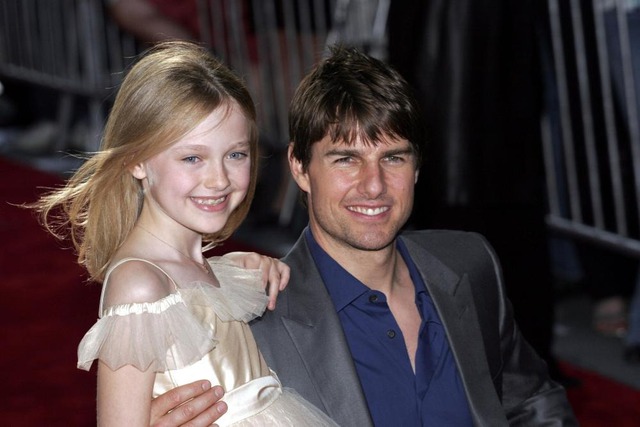 Tom Cruise tặng gì cho Dakota Fanning hằng năm trong khi bỏ rơi con gái ruột?- Ảnh 2.