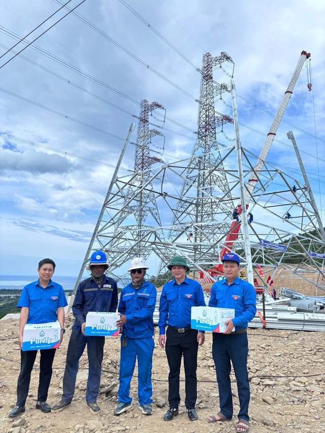 Tuổi trẻ Quảng Bình thành lập 4 đội tình nguyện hỗ trợ dự án 500kV mạch 3- Ảnh 2.