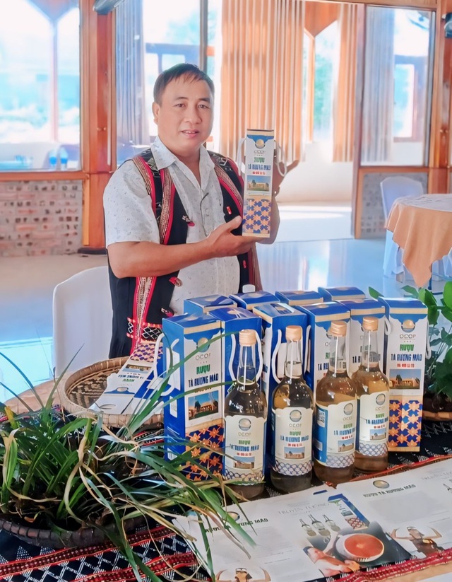 Những đại thụ văn h&oacute;a nơi đại ng&agrave;n: Ngất ng&acirc;y 'rượu piềng &ocirc;ng M&atilde;o'- Ảnh 1.