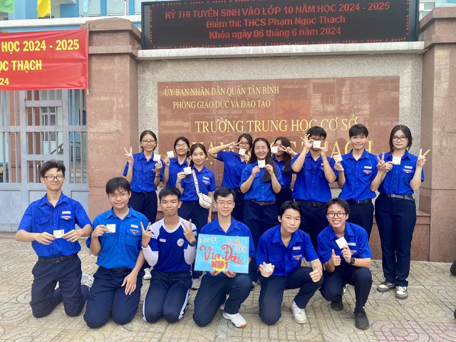 'Chiếc hộp bí mật' tiếp sức thí sinh thi vào lớp 10- Ảnh 3.