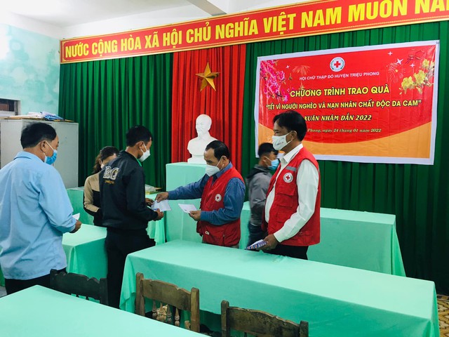 Người cho đi những giọt máu hồng- Ảnh 2.