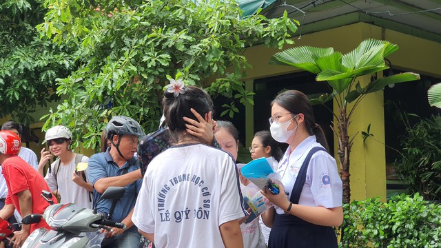 'Quãng đường từ TP.HCM tới Biên Hòa' vì sao ám ảnh với thí sinh thi lớp 10?- Ảnh 4. 'Quãng đường từ TP.HCM tới Biên Hòa' vì sao ám ảnh với thí sinh thi lớp 10?- Ảnh 4.