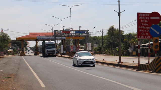 Xe n&agrave;o được đặc c&aacute;ch miễn ph&iacute; khi qua trạm BOT? - Ảnh 2.