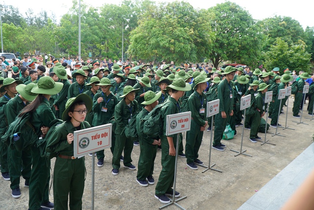 Gần 1.000 học sinh tại Quảng Bình tham gia Học kỳ quân đội- Ảnh 1.