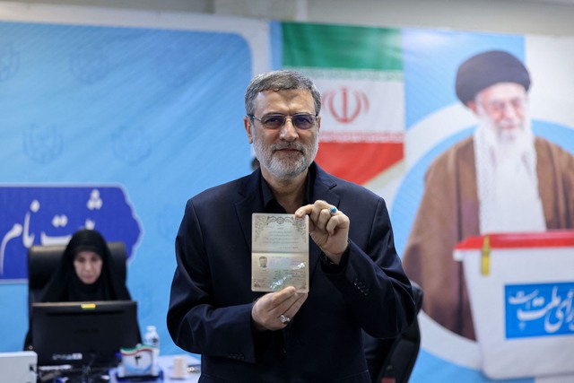 Iran công bố danh sách ứng cử viên tổng thống, cựu lãnh đạo bị loại- Ảnh 1. Iran công bố danh sách ứng cử viên tổng thống, cựu lãnh đạo bị loại- Ảnh 1.