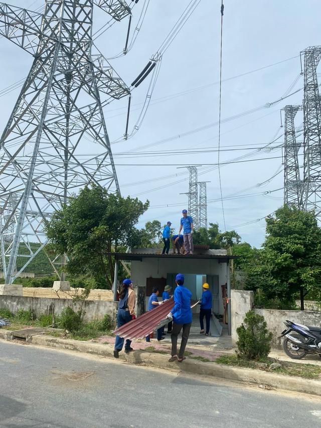 Thủ tướng biểu dương các đơn vị thi công đường dây 500 kV mạch 3- Ảnh 5.