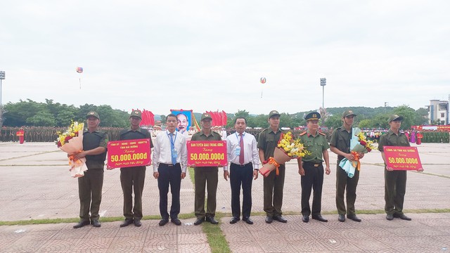 Chủ tịch nước Tô Lâm: Lực lượng ANTT ở cơ sở là cánh tay nối dài của Công an nhân dân- Ảnh 10.