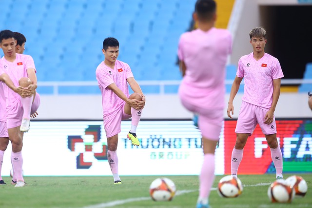 Phạm Tuấn Hải được CLB Hà Nội ký tiếp 3 năm, sắp ra nước ngoài thi đấu

- Ảnh 3.