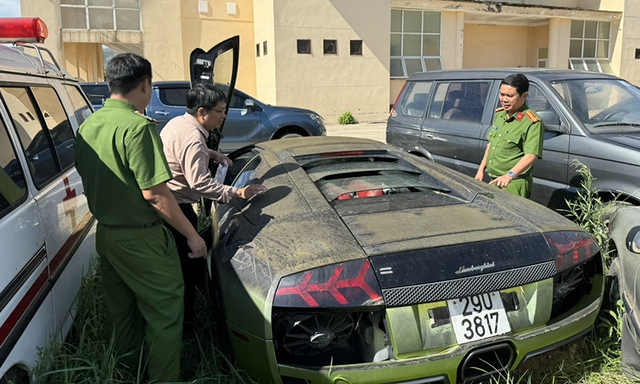 Quảng Bình: Tiêu hủy siêu xe Lamborghini nhập lậu- Ảnh 3.