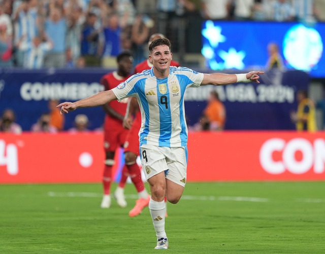 Copa America 2024: Messi scores first goal, Argentina enters final - Photo 3.