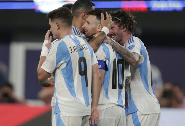 Copa America 2024: Messi scores first goal, Argentina enters final - Photo 2.