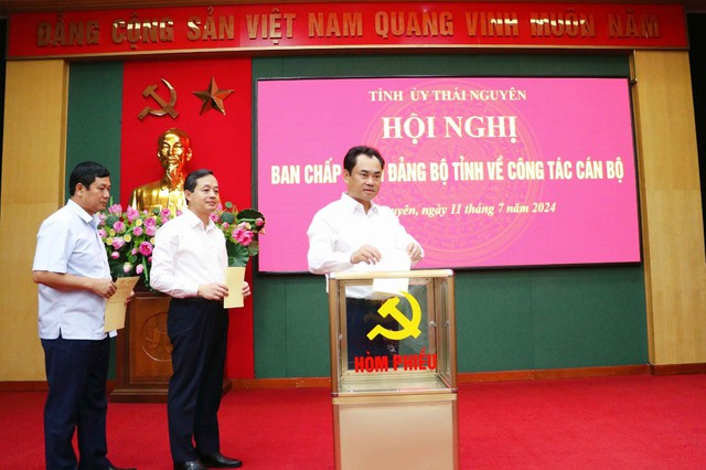 Ông Trịnh Việt Hùng làm Bí thư Tỉnh ủy Thái Nguyên- Ảnh 1.