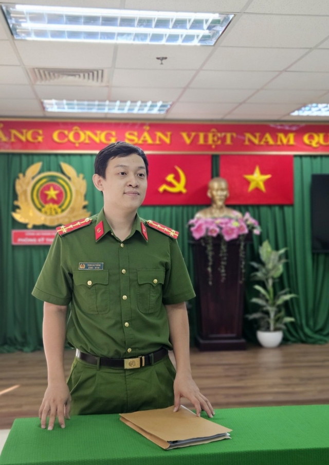 Học ngành hóa, nhưng ra trường làm... công an- Ảnh 1.