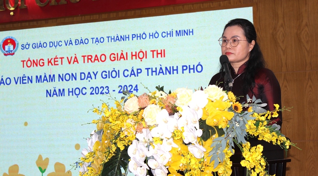 Học thiết kế đồ họa nhưng đi làm thầy giáo mầm non- Ảnh 3.