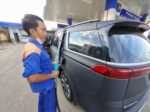 Giá xăng dầu hôm nay 8.7.2025: Quay đầu giảm sau thông tin thuế đối ứng