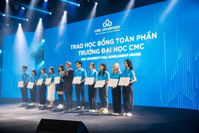 Trường đại học CMC trao 400 suất học bổng năm 2024- Ảnh 1.