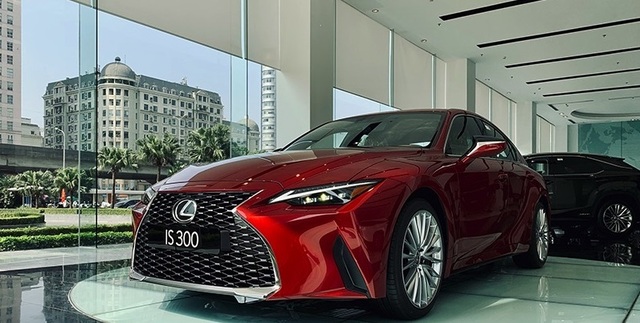 Lexus IS âm thầm rút khỏi thị trường Việt Nam- Ảnh 1.