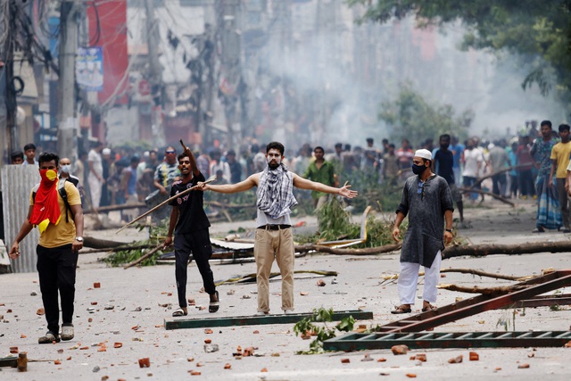 Bangladesh có động thái mới giữa làn sóng biểu tình hơn 100 người chết- Ảnh 1.