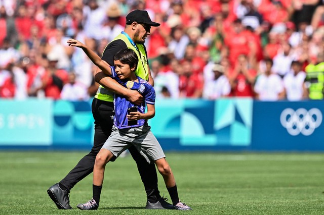 Bê bối xung quanh thất bại nghiệt ngã của Argentina: Chuyên gia liêm chính FIFA vào cuộc- Ảnh 1.