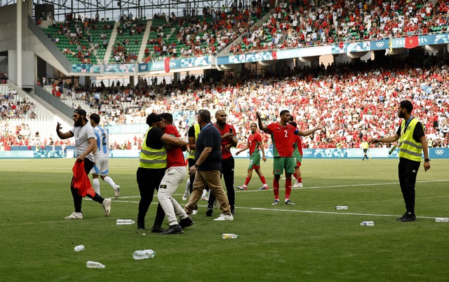 Đội nhà bị xử thua đau đớn, báo Argentina: 'Olympic còn kém cả giải nghiệp dư'- Ảnh 5.